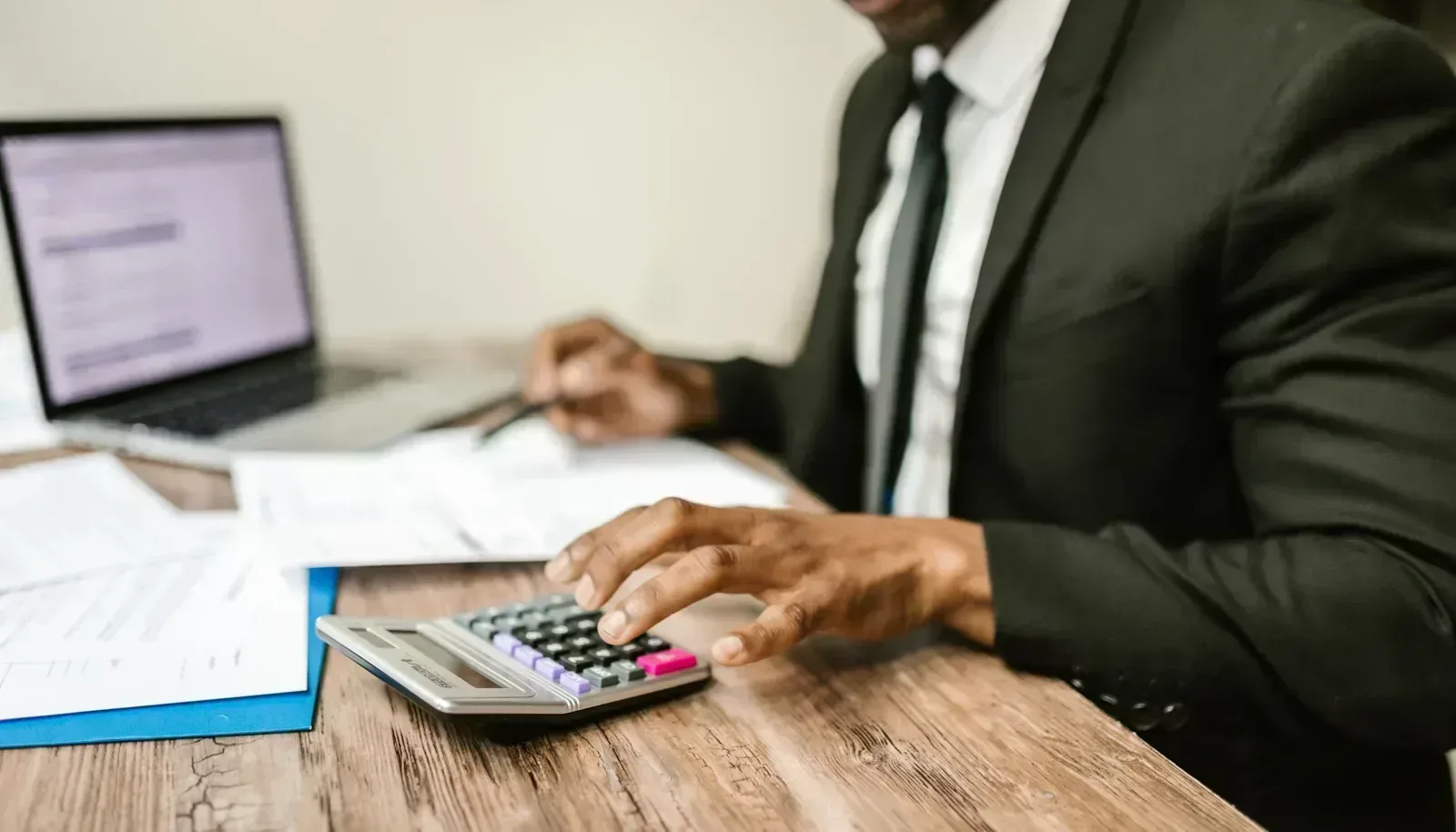 Embaucher son premier salarié